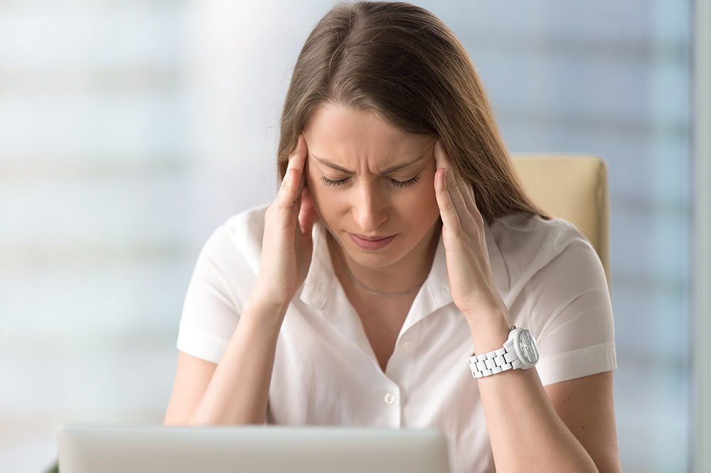 7 Foods That Reduce the Risk of Migraine Attacks