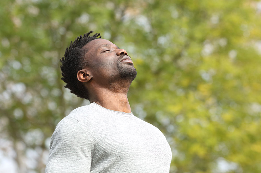 5 Simple Tips for Breathing Easy in Polluted Cities