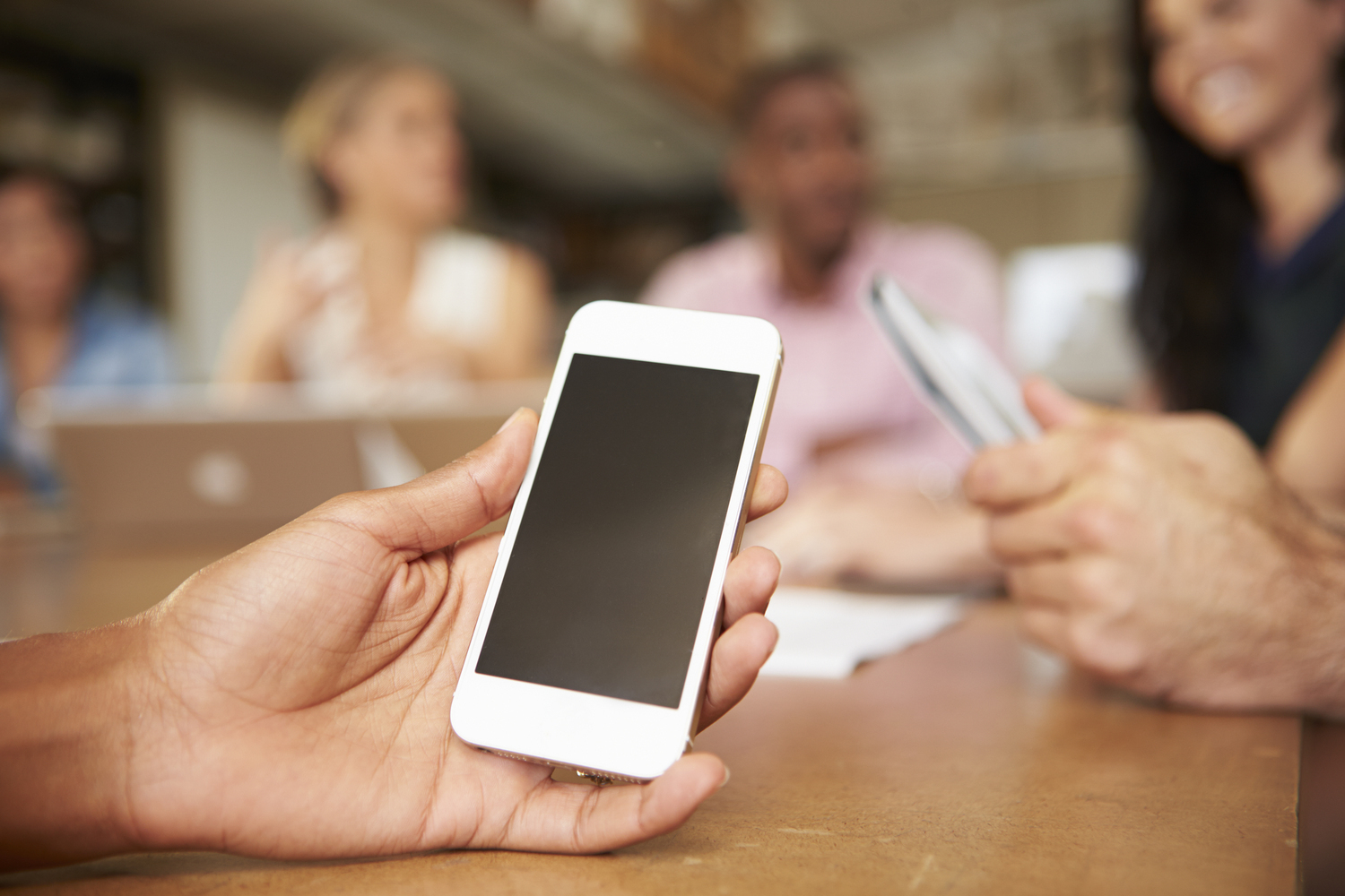 Best Mobile Phone Deals for Seniors: